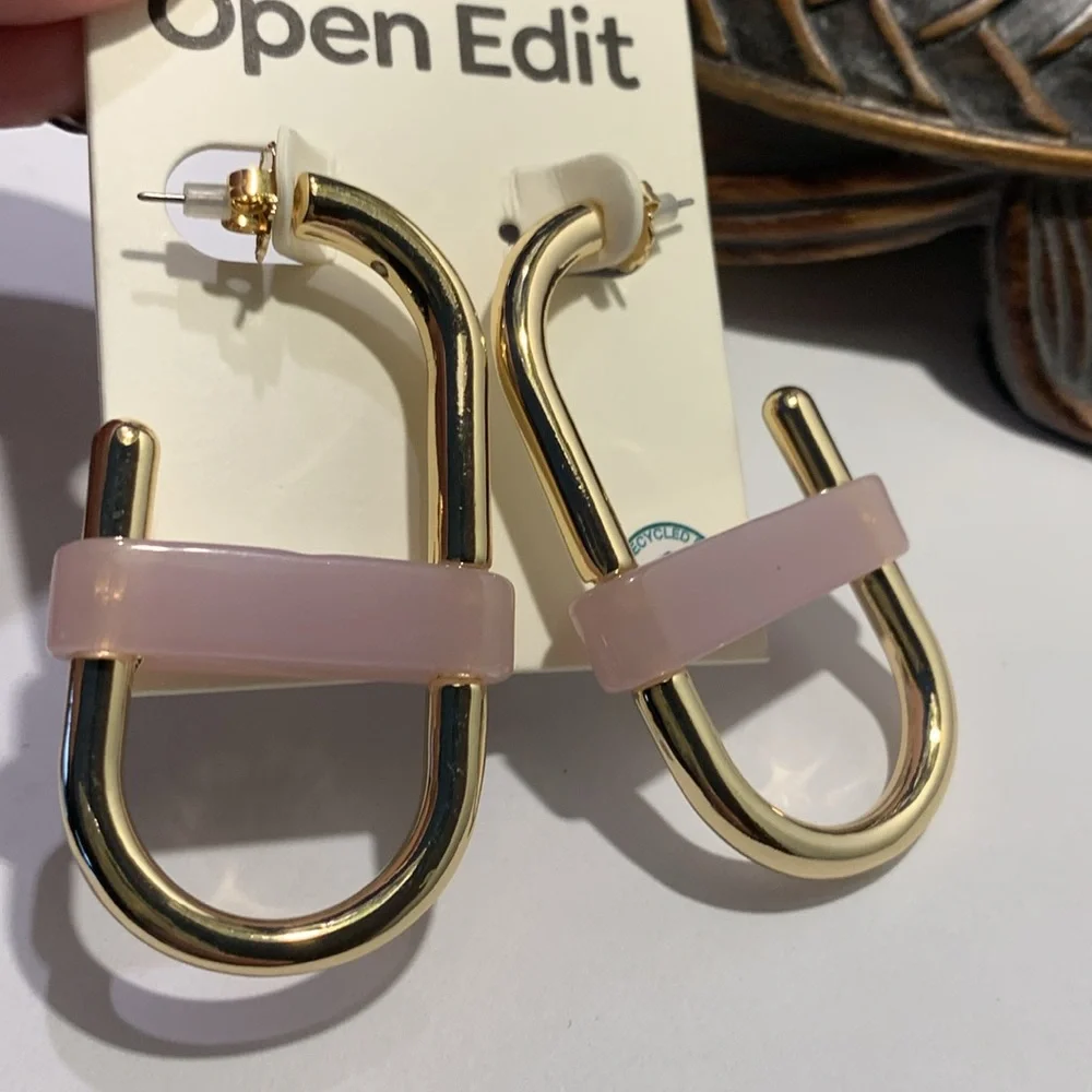 Open Edit Resin Band Oval Hoop Pierced Earrings in Purple